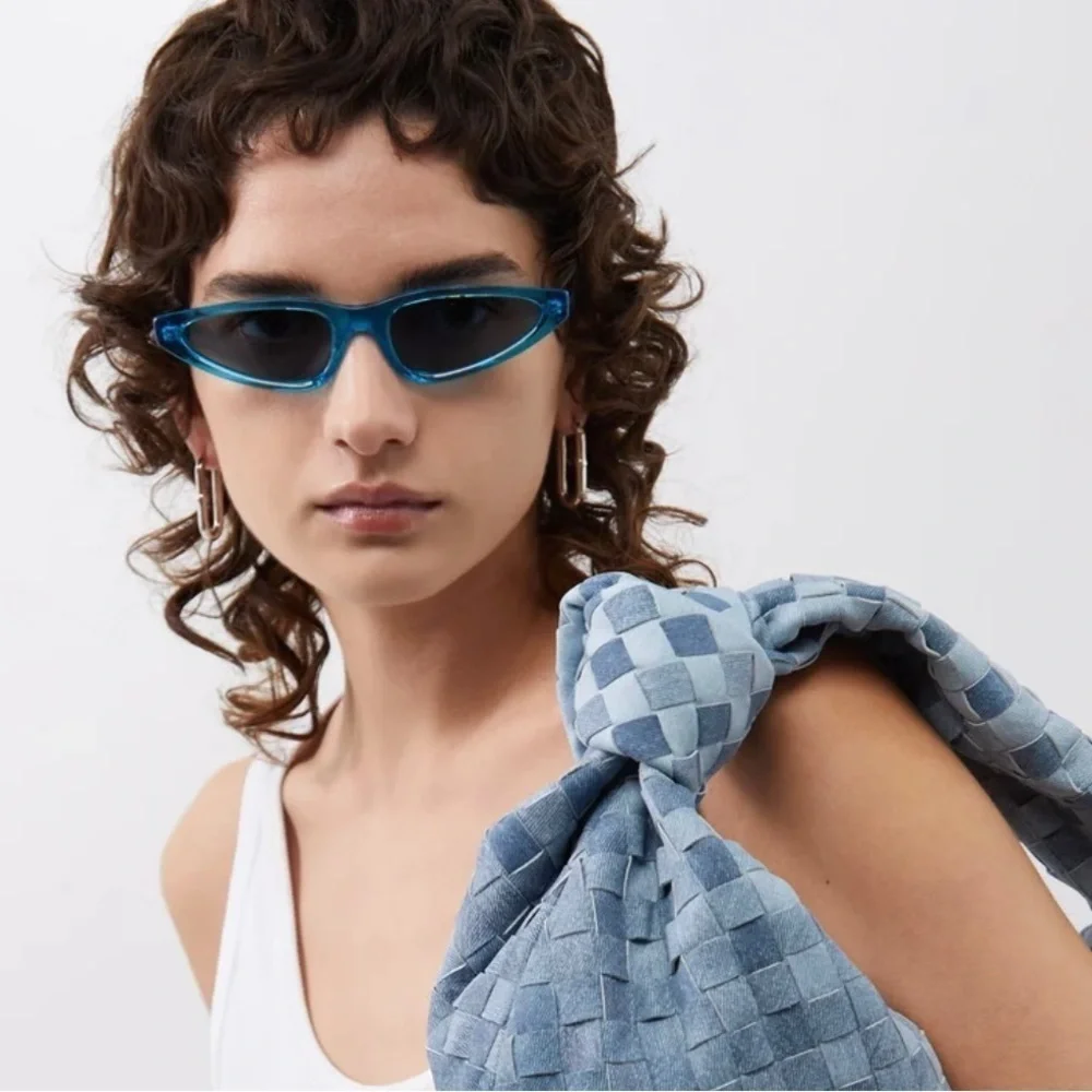 New! CELINE Sunglasses CL40231I 90V, Authentic